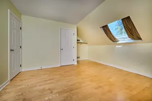 75 Amity Pl, Amherst, MA 01002 - Photo 23