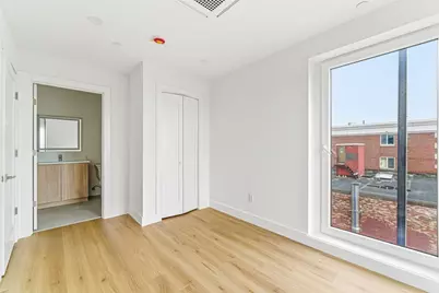 1035 Commonwealth Ave #502, Boston, MA 02215 - Photo 11