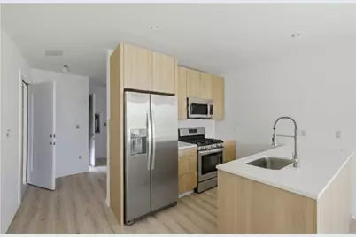 1035 Commonwealth Ave #502, Boston, MA 02215 - Photo 3