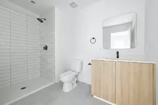 1035 Commonwealth Ave, Boston, MA 02215 - Photo 7