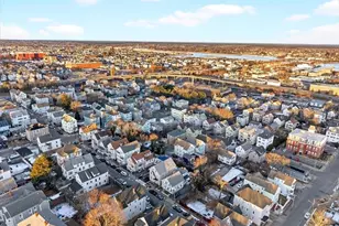 12 Reynolds St, New Bedford, MA 02740 - Photo 33