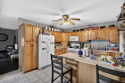 12 Reynolds St, New Bedford, MA 02740 - Photo 7