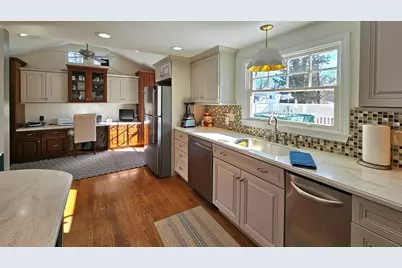 84 Cameron Rd, Norwood, MA 02062 - Photo 5