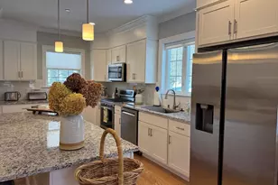 165 Cambridge Rd, Woburn, MA 01801 - Photo 5