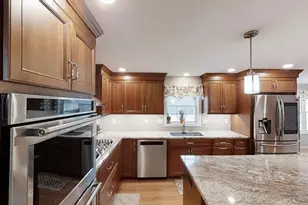 244 Kennedy Rd, Goffstown, NH 03045 - Photo 3