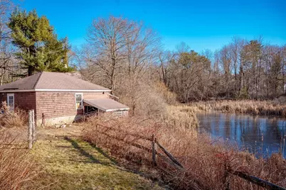 184 Hart St, Beverly, MA 01915 - Photo 7