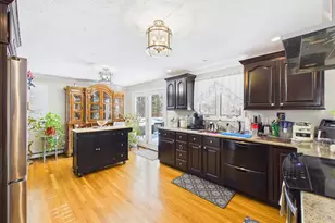 23 Elmwood Dr, Berkley, MA 02779 - Photo 5