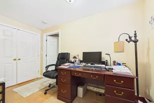 23 Elmwood Dr, Berkley, MA 02779 - Photo 17