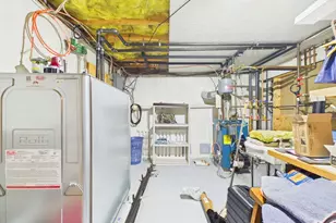 23 Elmwood Dr, Berkley, MA 02779 - Photo 31