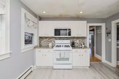 81 Chilson Ave, Mansfield, MA 02048 - Photo 5