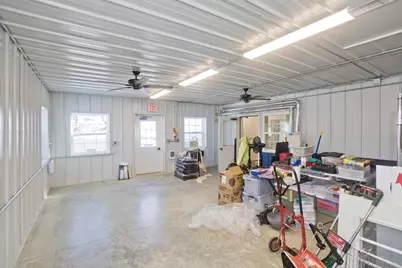 102 Grove St, Chicopee, MA 01020 - Photo 9