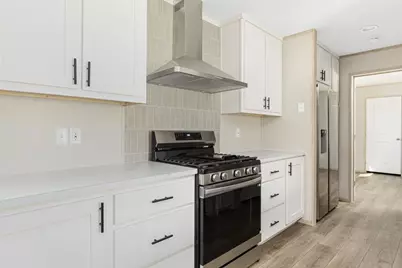 460 Collins Street #6, Attleboro, MA 02703 - Photo 9