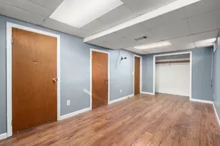 25 Laurelwood Ln, Springfield, MA 01128 - Photo 25