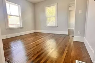 686 River St, Boston, MA 02136 - Photo 5
