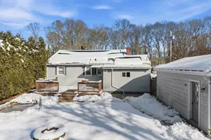 69 Coggeshall St, Dartmouth, MA 02747 - Photo 19