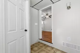 69 Coggeshall St, Dartmouth, MA 02747 - Photo 23