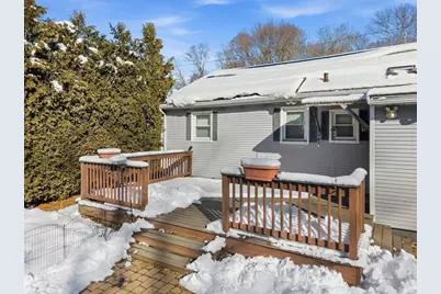 69 Coggeshall St, Dartmouth, MA 02747 - Photo 17