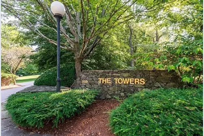 250 Hammond Pond Parkway #213S, Newton, MA 02467 - Photo 5