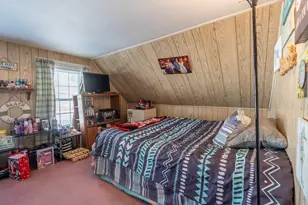 208 Laurel St, Fitchburg, MA 01420 - Photo 15