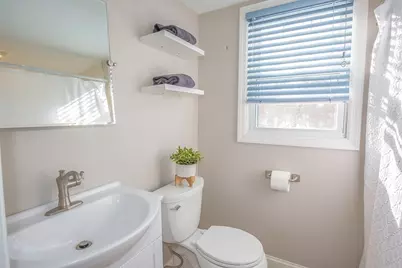 11 Nevins Ave, Longmeadow, MA 01106 - Photo 23