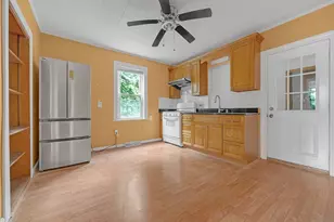43 Kent St, Quincy, MA 02169 - Photo 5
