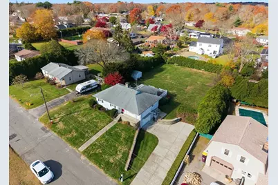 9 Monmouth St, Acushnet, MA 02743 - Photo 41