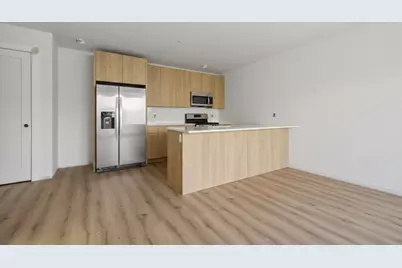 1035 Commonwealth Ave #506, Boston, MA 02215 - Photo 5