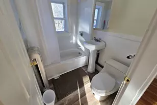 444 Groveland St, Haverhill, MA 01830 - Photo 5