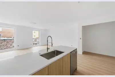 1035 Commonwealth Ave #510, Boston, MA 02215 - Photo 5