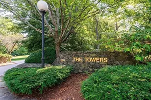 250 Hammond Pond Pkwy, Newton, MA 02467 - Photo 5