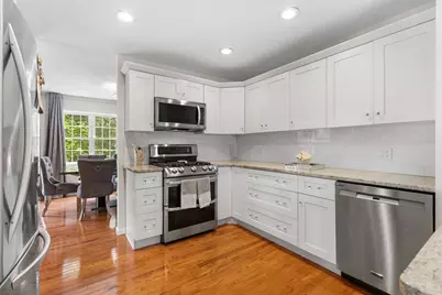 3 Arborwood Dr #3, Burlington, MA 01803 - Photo 5