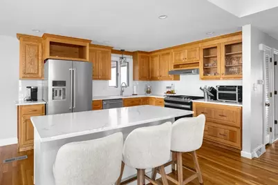 201 Crossfield Road, Franklin, MA 02038 - Photo 9