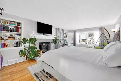 24 Grandview St, South Hadley, MA 01075 - Photo 17