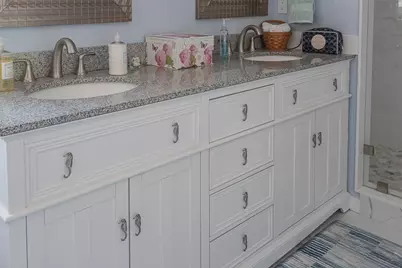 102 Edgewater Rd, Hull, MA 02045 - Photo 37