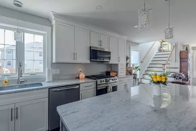 102 Edgewater Rd, Hull, MA 02045 - Photo 9