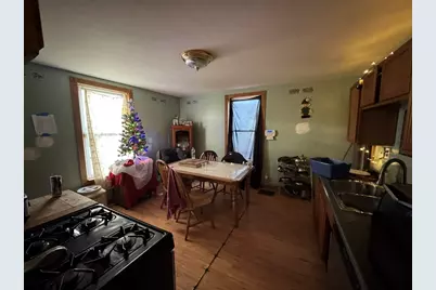 115 Collins St, Lynn, MA 01902 - Photo 3