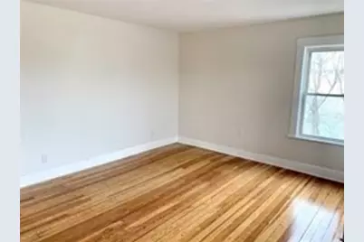 15 Linden Pl #3rd Flr, Dedham, MA 02026 - Photo 3