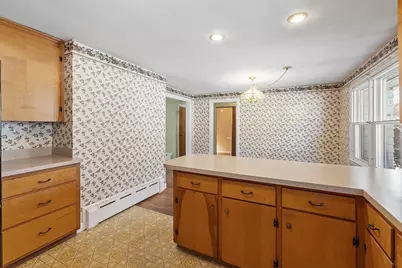 65 Helena St, Leominster, MA 01453 - Photo 9