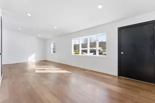 37 Sun Valley Rd, Holyoke, MA 01040 - Photo 11