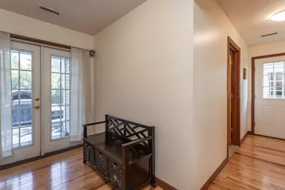 11 Crestwood Ave, Plainville, MA 02762 - Photo 15