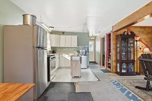 200 Fox Den Rd, Tolland, MA 01034 - Photo 21