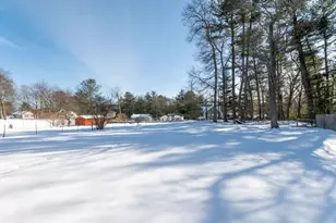 21 Meadowvale Rd, Burlington, MA 01803 - Photo 5