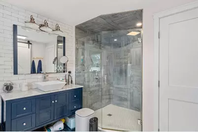 4 Waite Ave, Burlington, MA 01803 - Photo 17