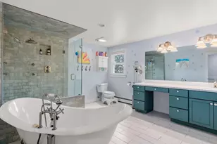 4 Waite Ave, Burlington, MA 01803 - Photo 11