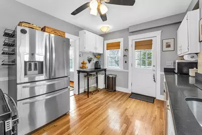 24 Rhoda St, Boston, MA 02132 - Photo 13