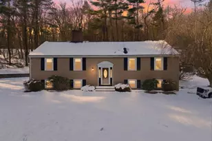 17-1/2 Averill St, Topsfield, MA 01983 - Photo 1