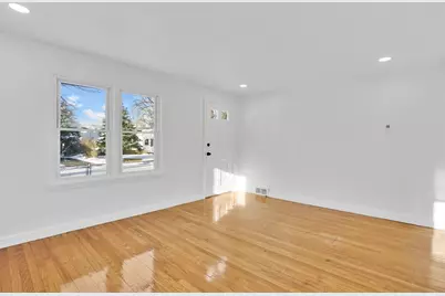 47 Victoria St, Springfield, MA 01104 - Photo 13