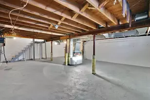 47 Victoria St, Springfield, MA 01104 - Photo 21