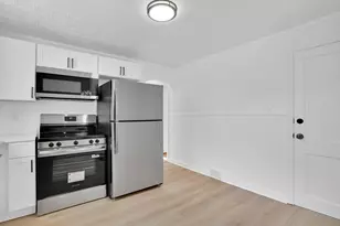 47 Victoria St, Springfield, MA 01104 - Photo 7