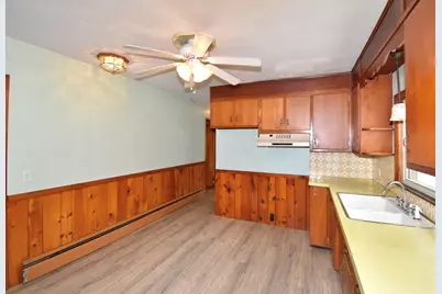 79 Arvilla Street, Springfield, MA 01118 - Photo 3